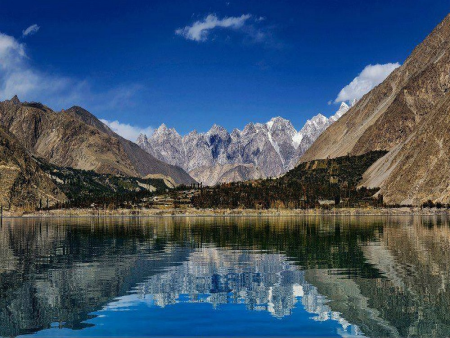 Hunza Tour Package (4 Days 3 Nights)